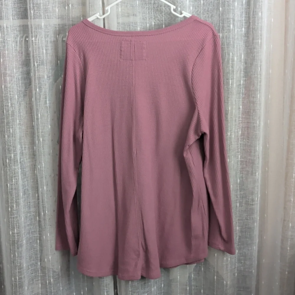 Pink Long-Sleeve Metallica Top Torrid - Picture 3 of 3